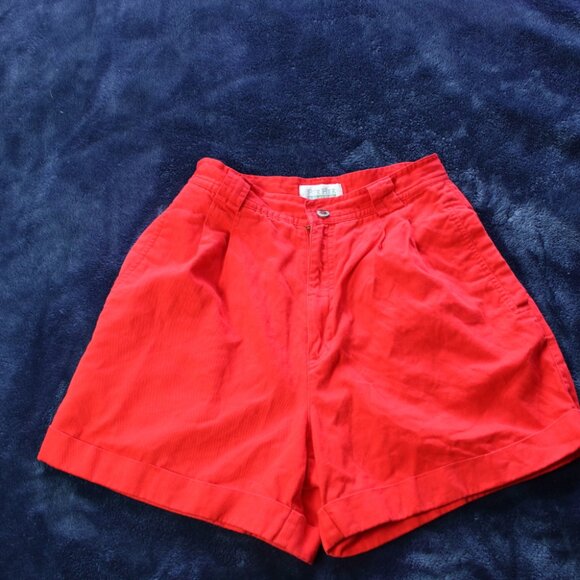 Vintage Red High-Waisted Shorts 25" - Picture 9 of 10